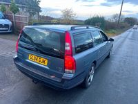 used Volvo V70 2.4