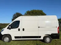 Usado Citroën Relay 140 CV (102 kW) 2021 Blanco Van