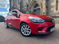 Used Renault Clio Dynamique 75 HP (55 kW) 2017 Red Hatchback