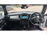 Used Mini Cooper Exclusive 136 HP (100 kW) 2023 White Hatchback