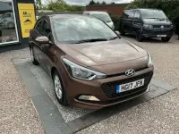Used Hyundai i20 SE 84 HP (61 kW) 2017 Brown Hatchback