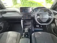 Used Peugeot e-2008 Active+ 100 kW (136 HP) 2023 White SUV