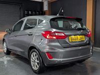 Used Ford Fiesta Zetec 100 HP (73 kW) 2018 Grey Hatchback