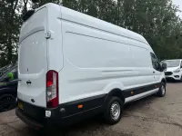 Usado Ford Transit 130 CV (95 kW) 2021 Blanco Van