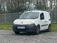 Usado Renault Kangoo 2011 Branco Monovolume