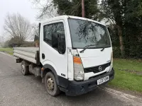 Usado Nissan Cabstar 2007 Branco Pickup