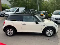 Used Mini Cooper Classic 2019 White Hatchback