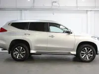 Used Mitsubishi Shogun 181 HP (133 kW) 2020 Sterling silver SUV