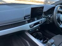 Second-hand Audi A4 S-Line 163 CP (119 kW) 2022 Albastru Berlinǎ