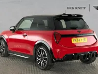 Used Mini Cooper S Hatch 201 HP (147 kW) 2024 Red Hatchback