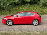 Used Vauxhall Astra SRi 115 HP (84 kW) 2012 Red Hatchback