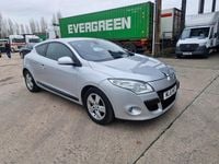 Used Renault Mégane Coupé Dynamique 2011 Silver Coupe