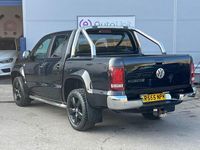 Used VW Amarok Ultimate 180 HP (132 kW) 2015 Black Pickup