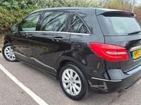Begagnad Mercedes B180 SE 122 HK (89 kW) 2012 Svart Minibuss
