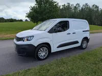 Used Peugeot Partner 2022 White MPV