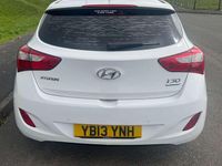 Used Hyundai i30 Edition 100 HP (73 kW) 2013 White Hatchback