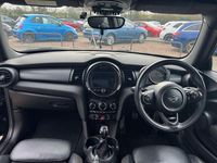 Usado Mini Cooper Hatch 2019 Negro Utilitario