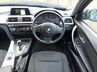 Used BMW 318 Comfort Edition 136 HP (100 kW) 2019 Blue Estate