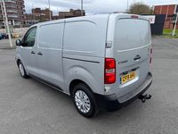 Begagnad Peugeot Expert S 2019 Silver Van