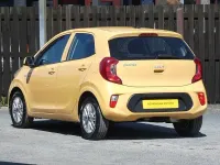Second-hand Kia Picanto 66 CP (48 kW) 2023 Galben Hatchback