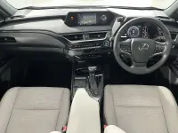 Used Lexus UX 250h 184 HP (135 kW) 2020 Silver SUV