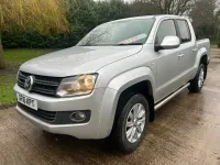 Käytetty VW Amarok Highline 180 HP (132 kW) 2016 Hopea Nouto
