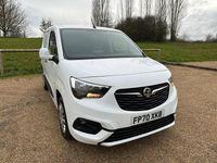 Second-hand Vauxhall Combo Sportive 100 CP (73 kW) 2020 Alb Van