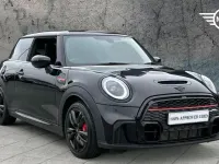 Begagnad Mini John Cooper Works Hatch 228 HK (167 kW) 2022 Svart Halvkombi