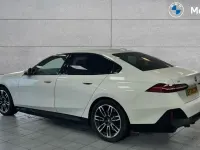 Usado BMW i5 M Sport 250 kW (340 HP) 2024 Branco Sedan