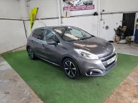 Käytetty Peugeot 208 S 82 HP (60 kW) 2019 Harmaa Viistoperä