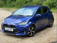 Used Toyota Yaris Design 116 HP (85 kW) 2024 Blue Hatchback