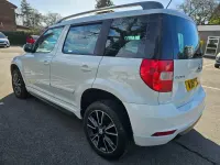 Używany Skoda Yeti 140 KM (102 kW) 2015 Biały SUV