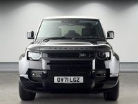 Used Land Rover Defender SE Dynamic 249 HP (183 kW) 2025 SUV