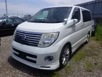 Used Nissan Elgrand 2007 White