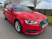 Begagnad Audi A3 Sport 2014 Röd Halvkombi