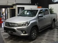 Used Toyota HiLux 150 HP (110 kW) 2018 Silver Pickup