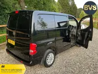 Used Nissan NV200 Tekna 110 HP (80 kW) 2016 Black MPV