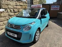 Usado Citroën C1 Feel 68 CV (50 kW) 2017 Azul Utilitario