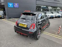 Begagnad Abarth 595 Turismo 165 HK (121 kW) 2020 Svart Halvkombi