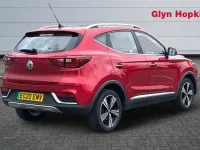 Używany MG ZS Exclusive 105 kW (143 KM) 2020 Czerwony SUV