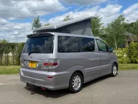Begagnad Toyota Alphard 2017 Silver Minibuss