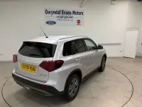 Nuevo Suzuki Vitara 110 CV (80 kW) 2025 Plateado SUV