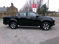 Used Isuzu Pick up 164 HP (120 kW) 2021 Black Pickup