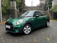 Used Mini ONE Classic 102 HP (75 kW) 2020 Green Hatchback