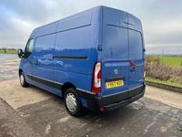 Used Vauxhall Movano 130 HP (95 kW) 2017 Blue MPV