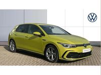 Begagnad VW Golf VIII R-line 147 HK (108 kW) 2021 Gul Halvkombi