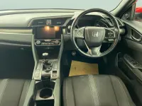 Used Honda Civic SR 126 HP (92 kW) 2019 Red Hatchback