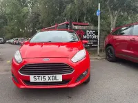 Used Ford Fiesta Zetec 82 HP (60 kW) 2015 Red Hatchback