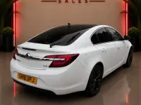 Used Vauxhall Insignia Elite 136 HP (100 kW) 2016 White Hatchback