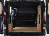 Nowe Renault Trafic 2026 Czarny